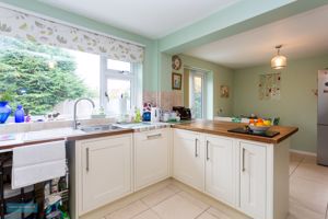 Photo 30- click for photo gallery